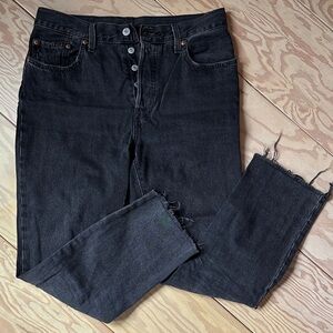 Levi's 501 Women’s Black Straight-Leg High-Rise Jeans with Raw Hem